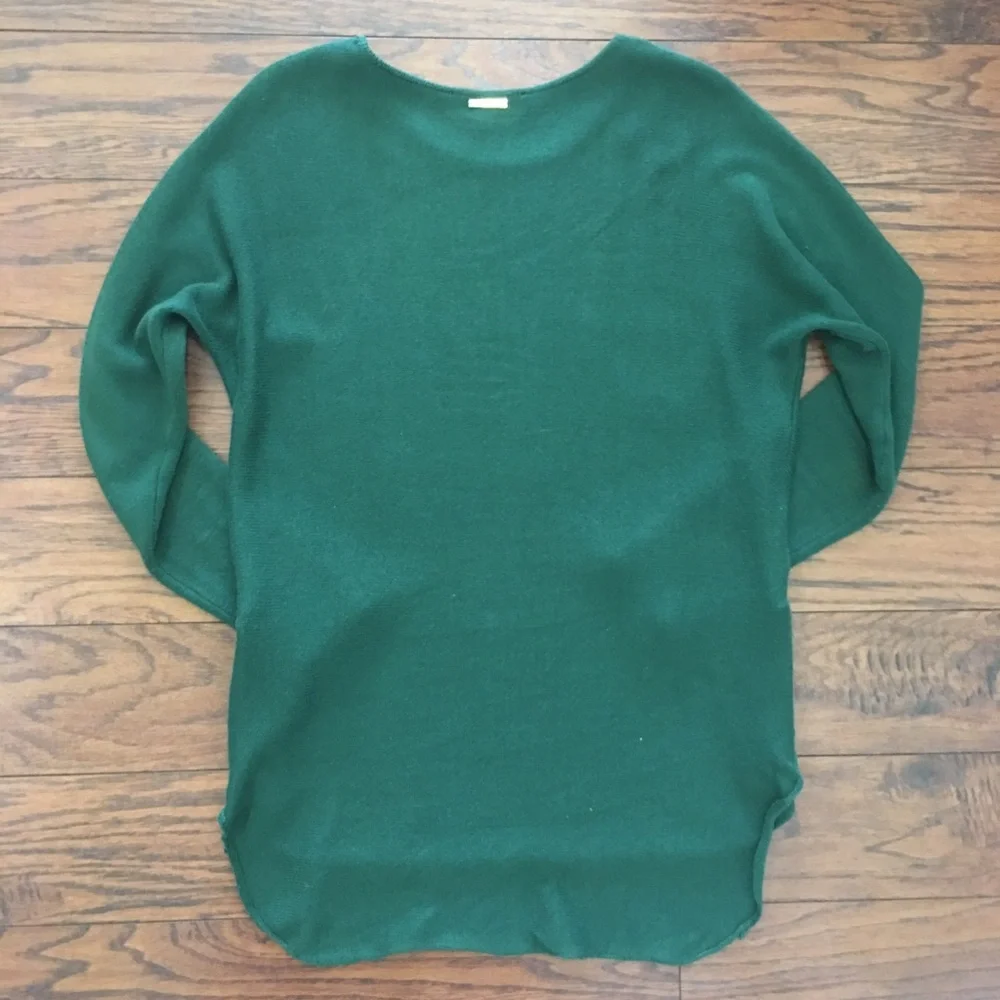 Michael Kors Women’s Scoopneck Sweater High Low Side Zippers Green Size Medium